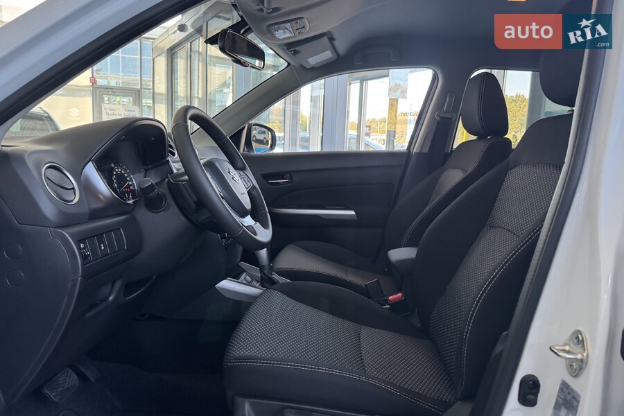 Suzuki Vitara - фото 12