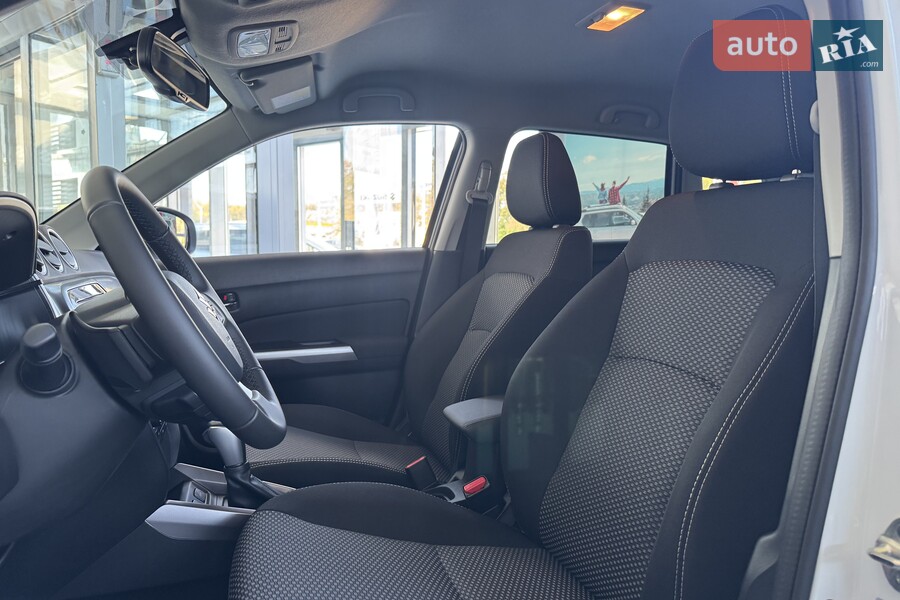 Suzuki Vitara - фото 13