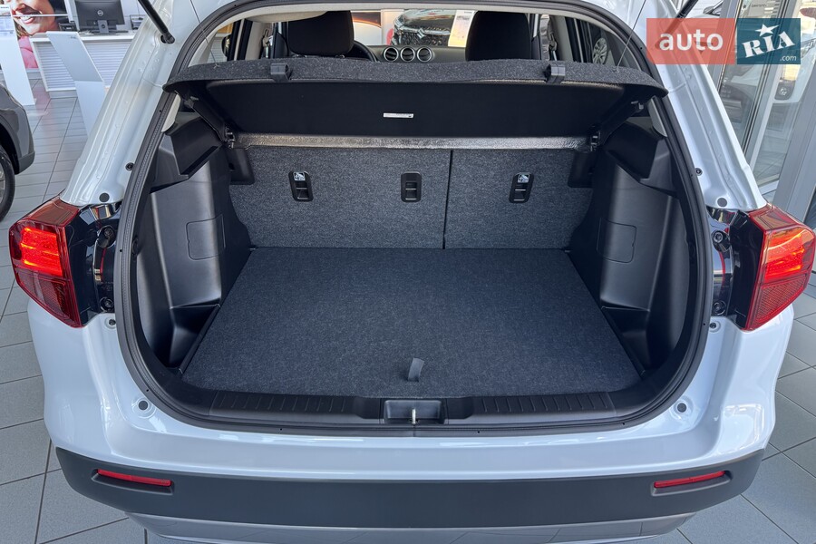 Suzuki Vitara - фото 9