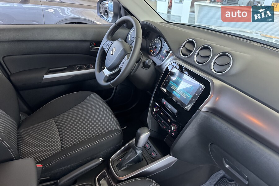 Suzuki Vitara - фото 18