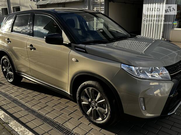 Suzuki Vitara 2025