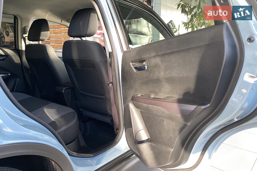 Suzuki Vitara - фото 11