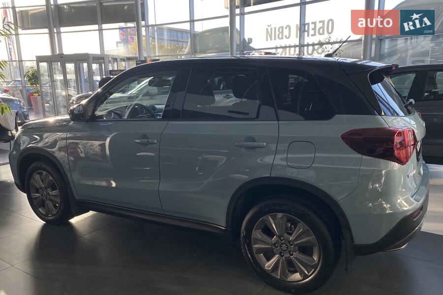 Suzuki Vitara - фото 4