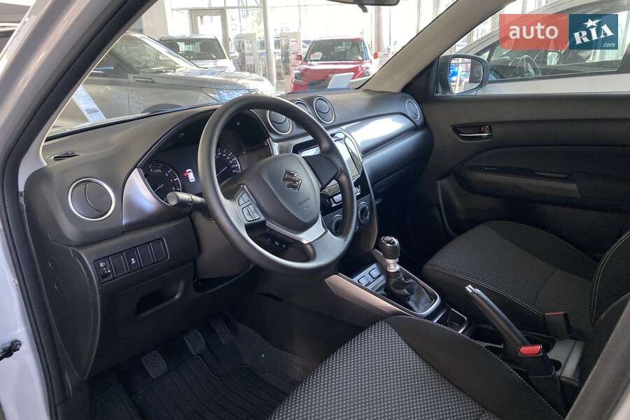 Suzuki Vitara - фото 19