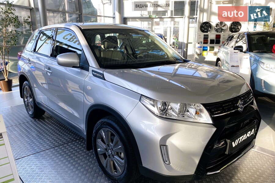 Suzuki Vitara - фото 2