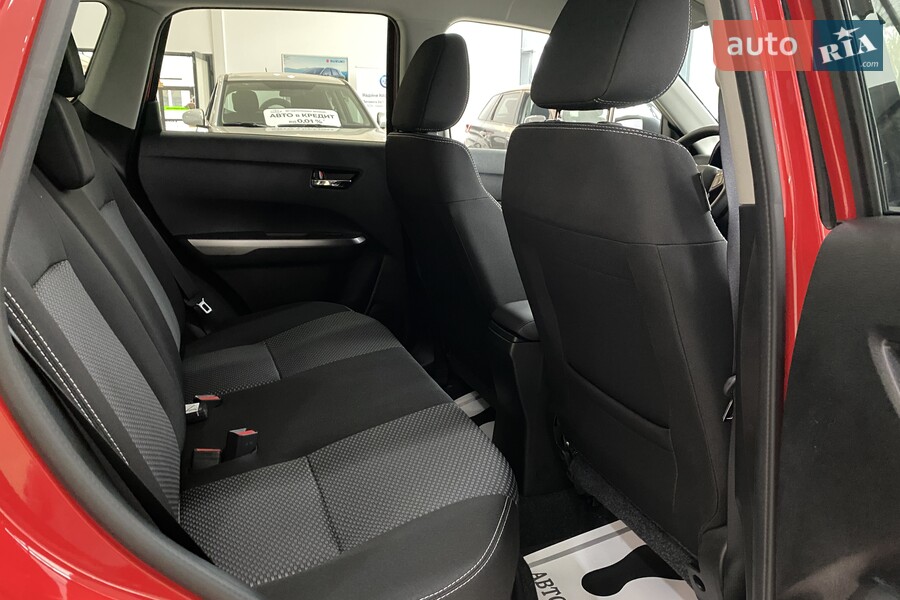 Suzuki Vitara - фото 14