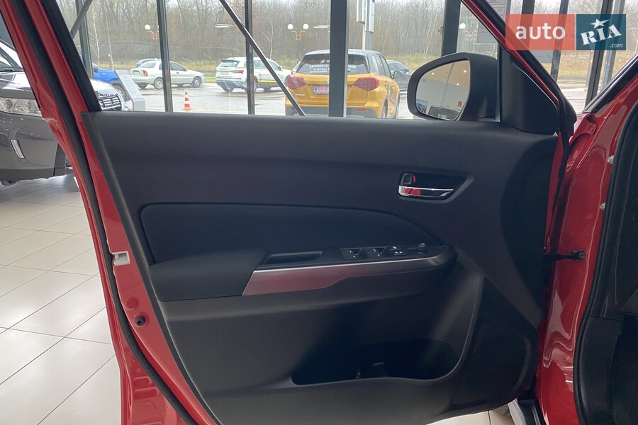 Suzuki Vitara - фото 23