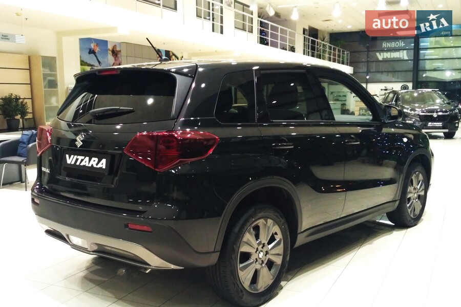 Suzuki Vitara - фото 8
