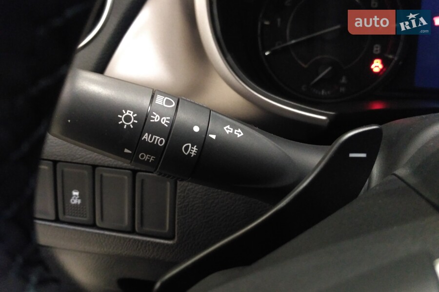 Suzuki Vitara - фото 19