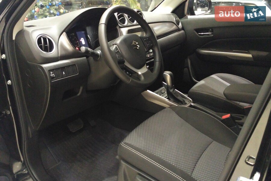 Suzuki Vitara - фото 22