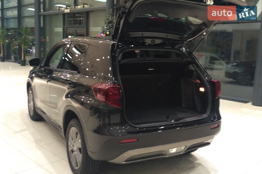 Suzuki Vitara - фото 14