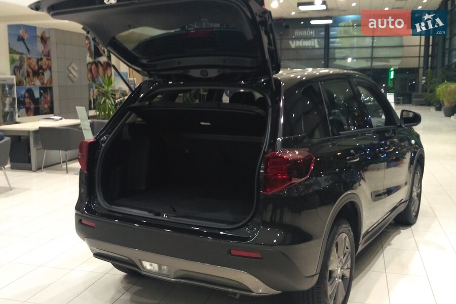 Suzuki Vitara - фото 16