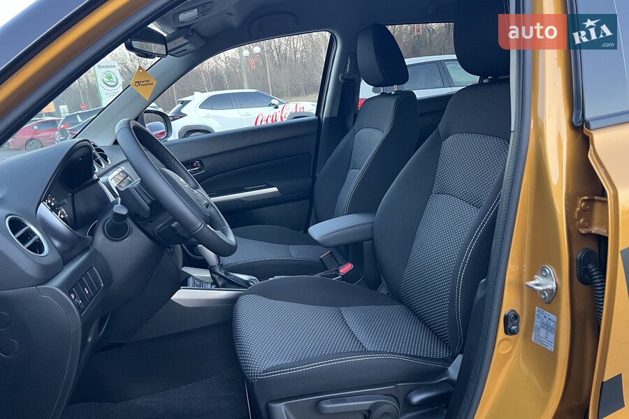 Suzuki Vitara - фото 24