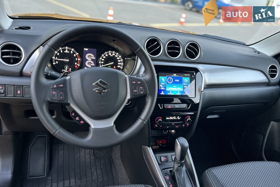 Suzuki Vitara - фото 26