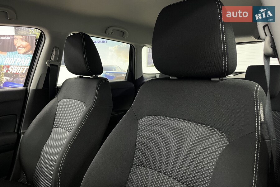 Suzuki Vitara - фото 8