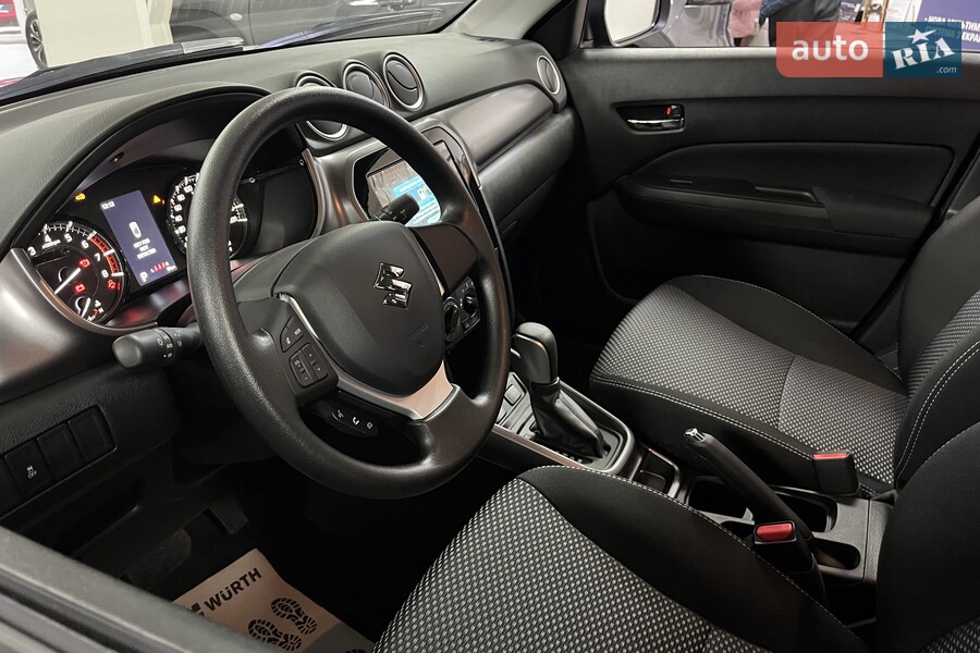 Suzuki Vitara - фото 18