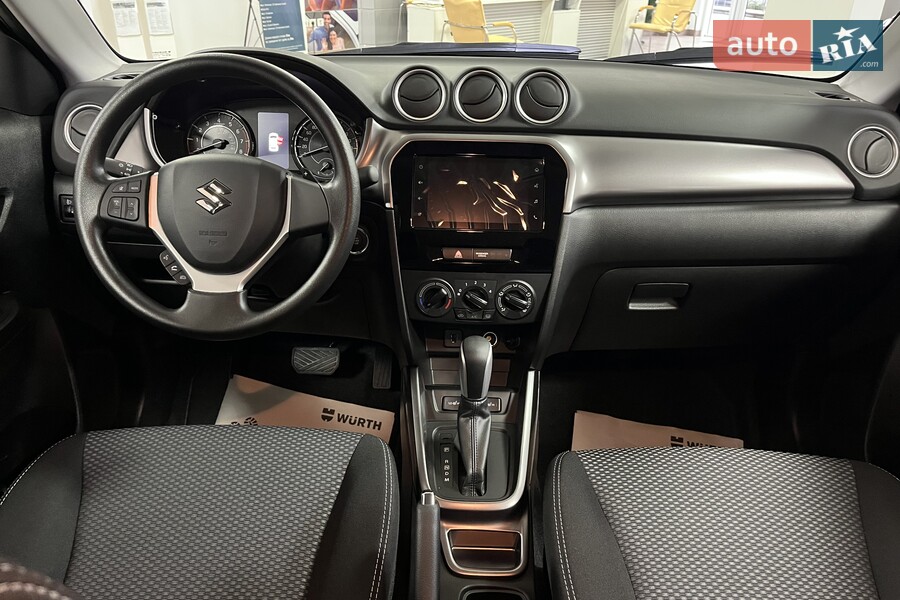 Suzuki Vitara - фото 15