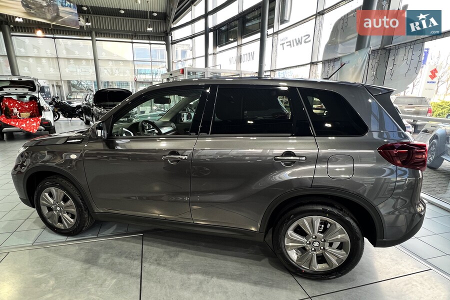 Suzuki Vitara - фото 4