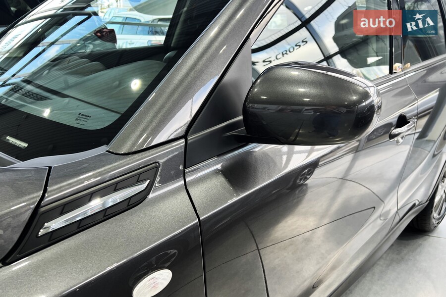 Suzuki Vitara - фото 13