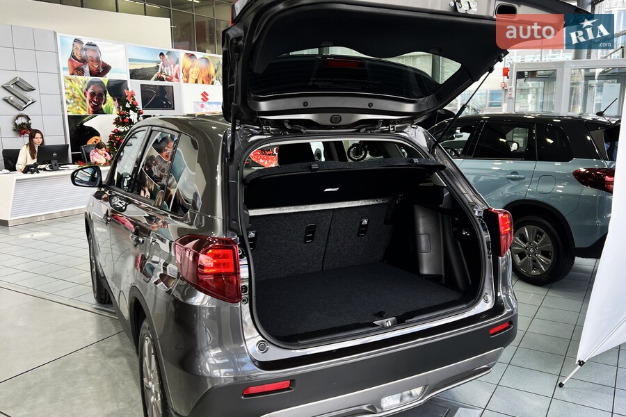 Suzuki Vitara - фото 11