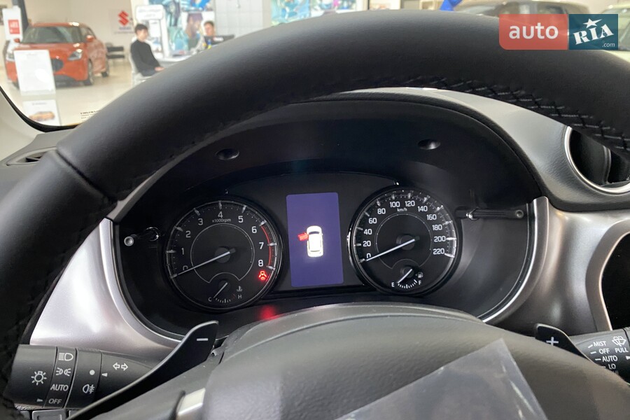 Suzuki Vitara - фото 17