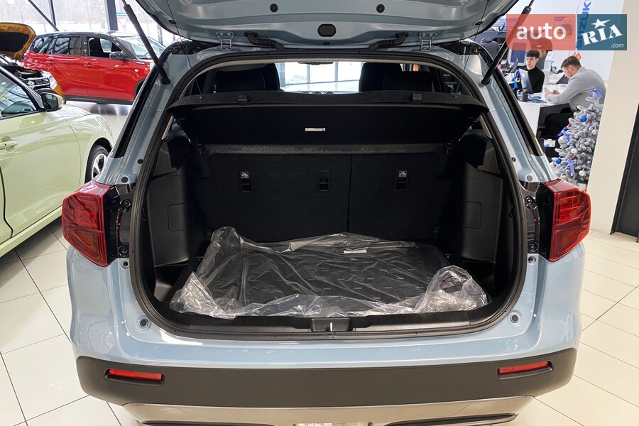 Suzuki Vitara - фото 10