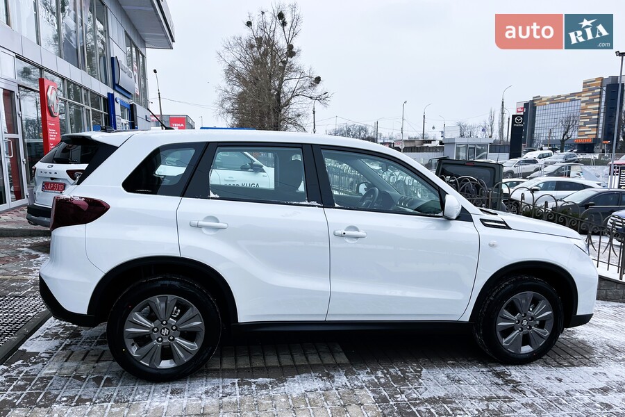 Suzuki Vitara - фото 2