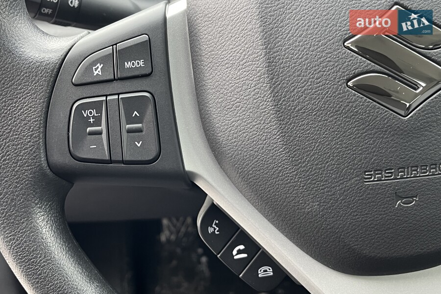 Suzuki Vitara - фото 13