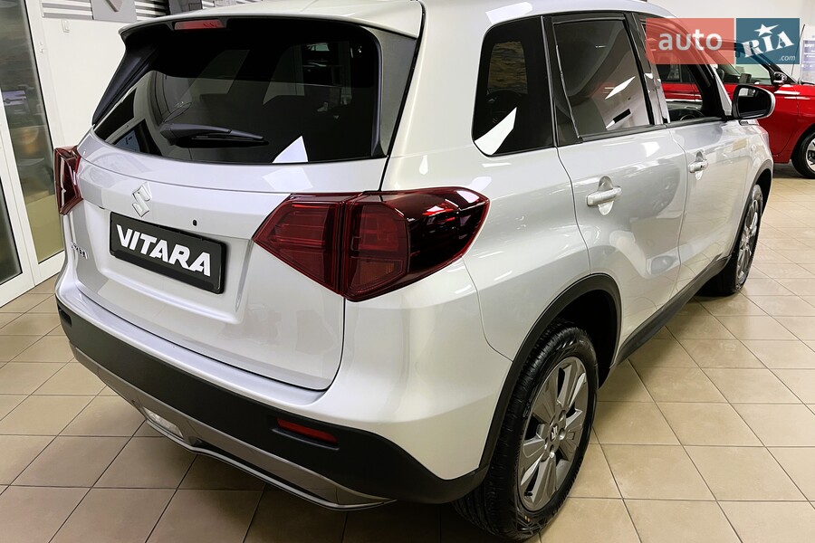 Suzuki Vitara - фото 2