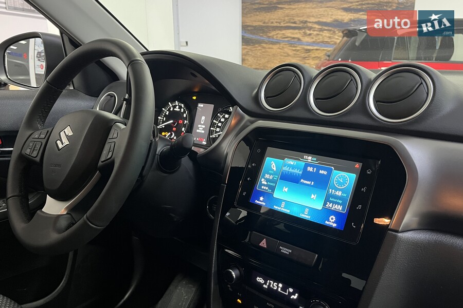 Suzuki Vitara - фото 13