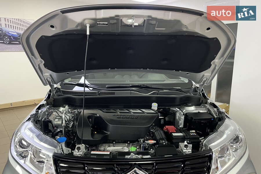 Suzuki Vitara - фото 21