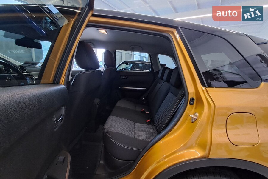 Suzuki Vitara - фото 10