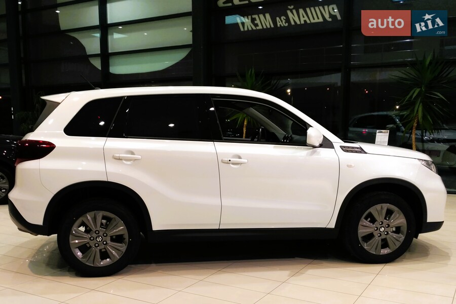 Suzuki Vitara - фото 5