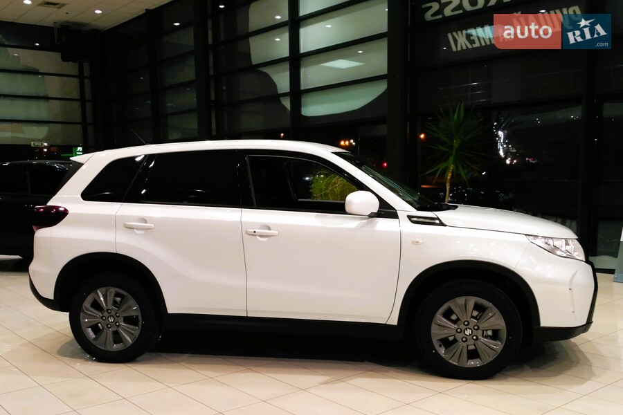 Suzuki Vitara - фото 4