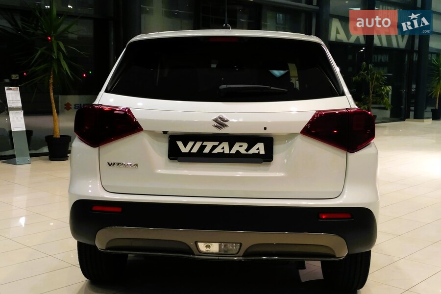 Suzuki Vitara - фото 10