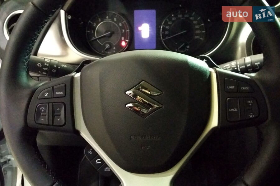 Suzuki Vitara - фото 19