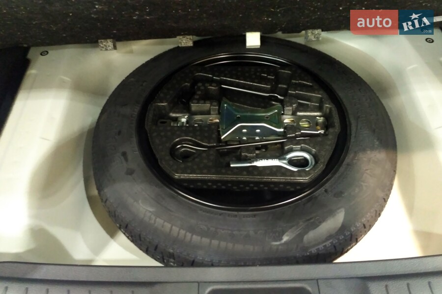 Suzuki Vitara - фото 27