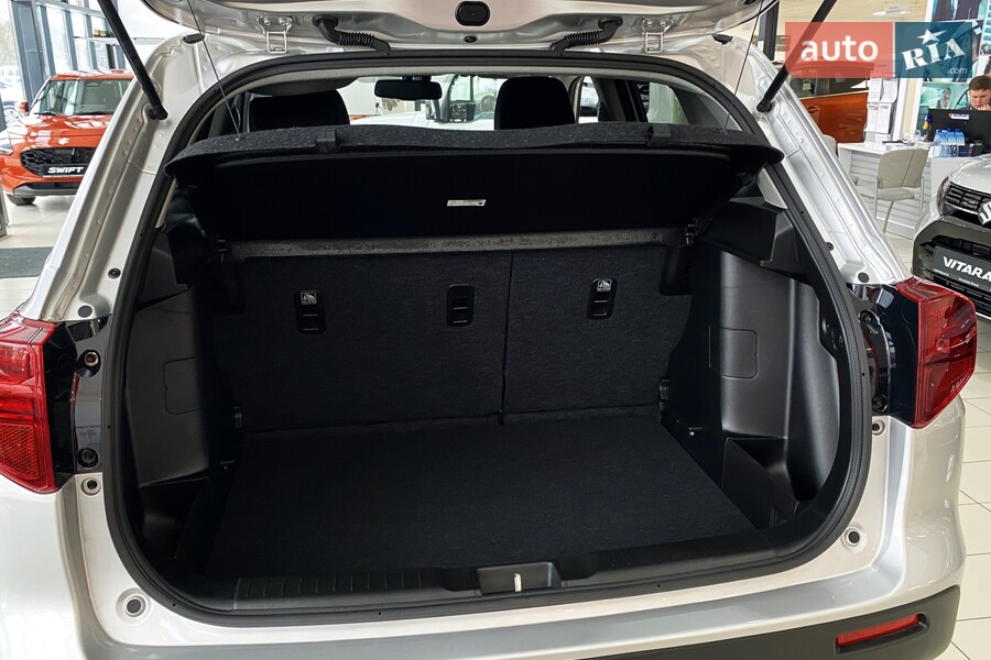 Suzuki Vitara - фото 10