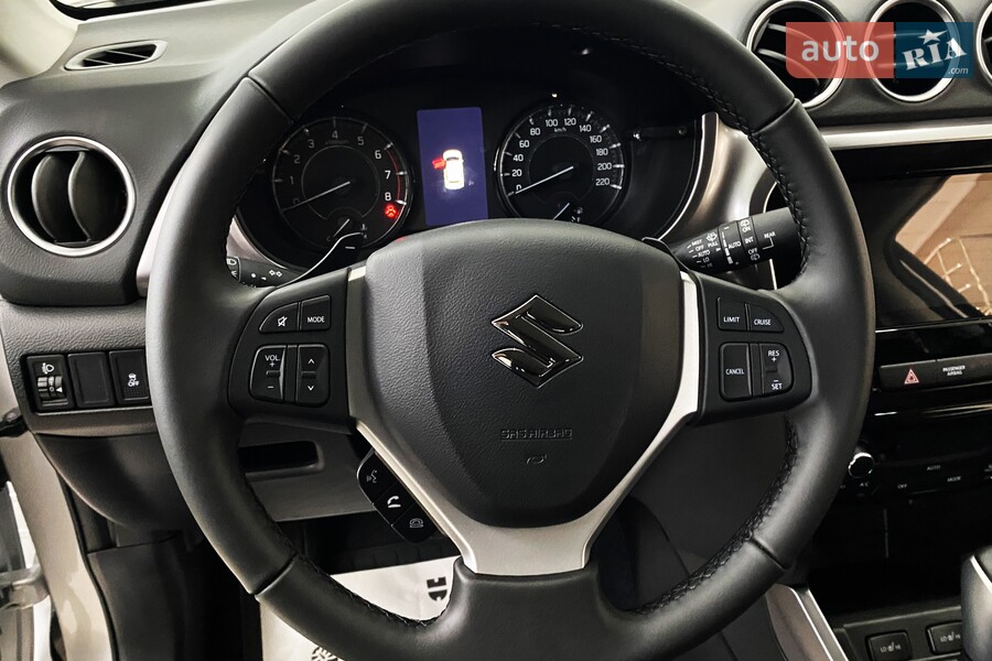 Suzuki Vitara - фото 11