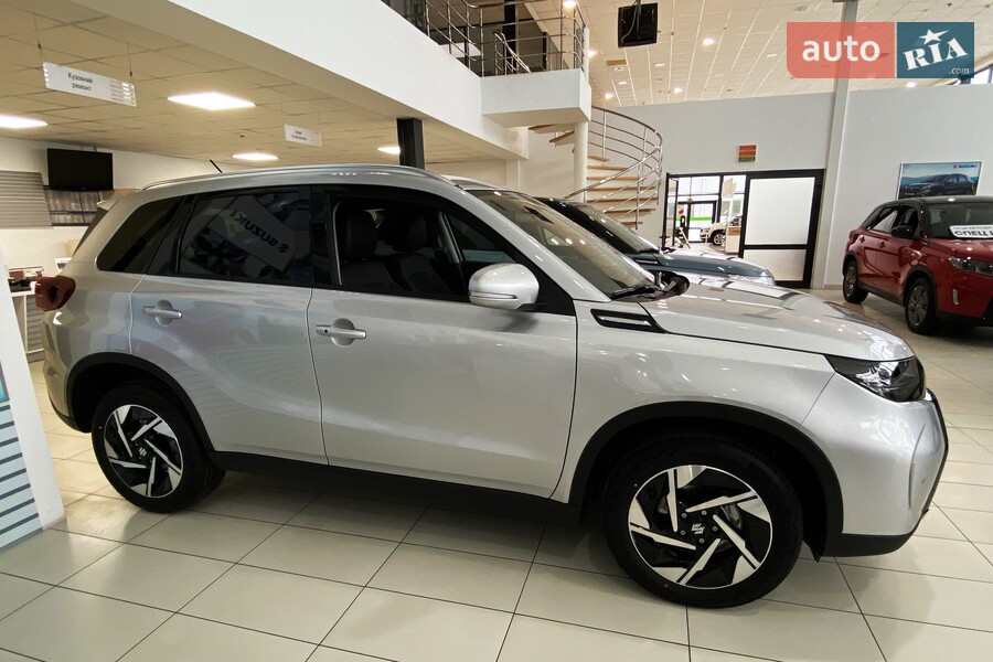 Suzuki Vitara - фото 4