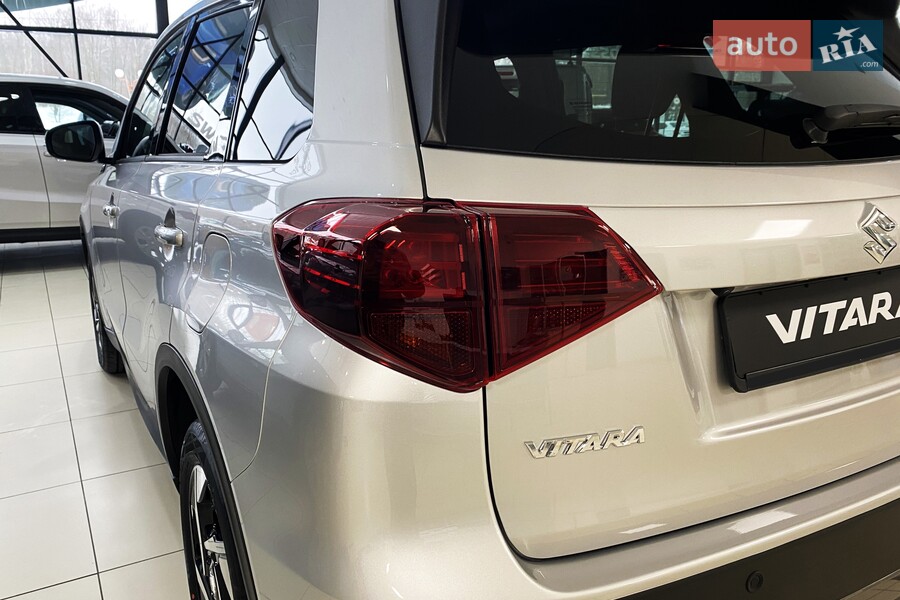Suzuki Vitara - фото 8