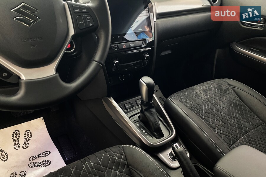 Suzuki Vitara - фото 17