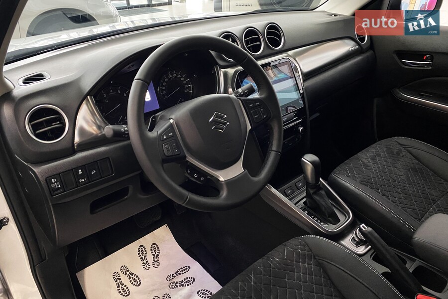 Suzuki Vitara - фото 18