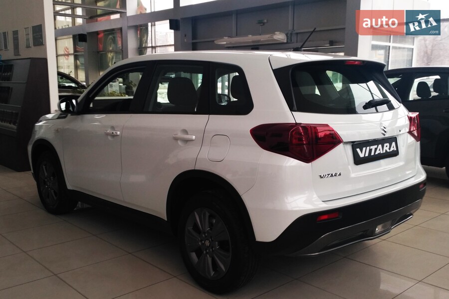 Suzuki Vitara - фото 6