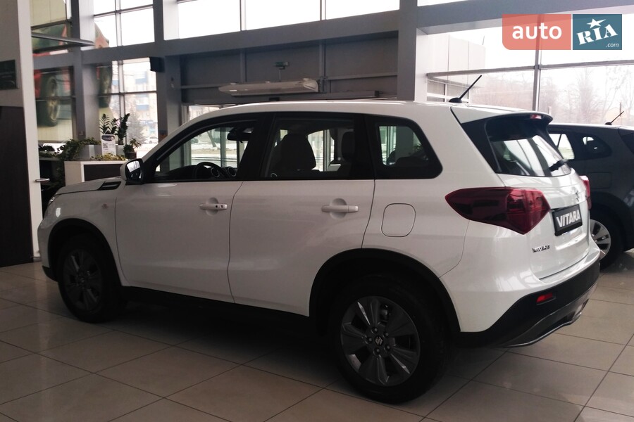 Suzuki Vitara - фото 5