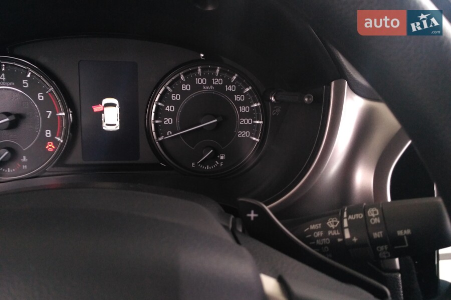 Suzuki Vitara - фото 18