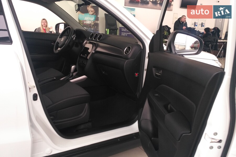 Suzuki Vitara - фото 20