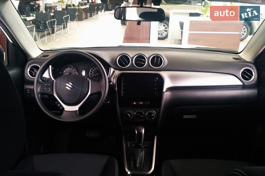 Suzuki Vitara - фото 27