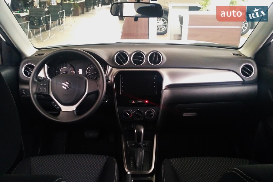 Suzuki Vitara - фото 26