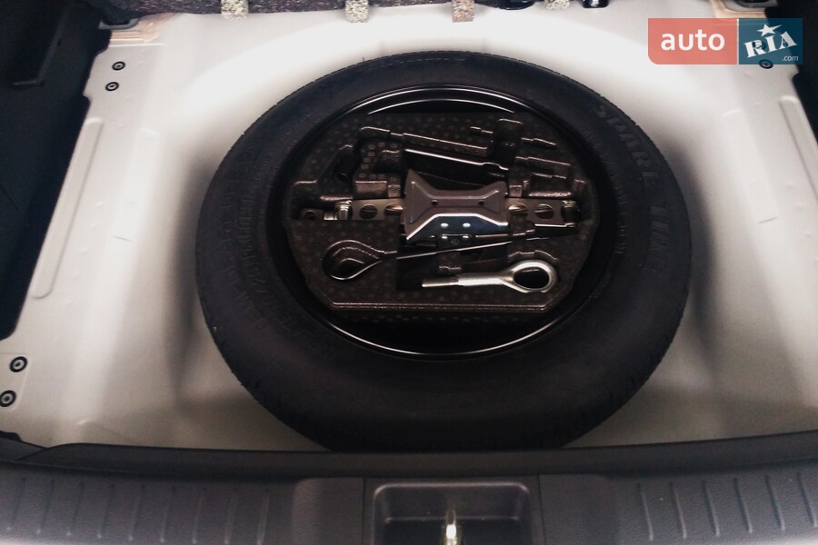 Suzuki Vitara - фото 28